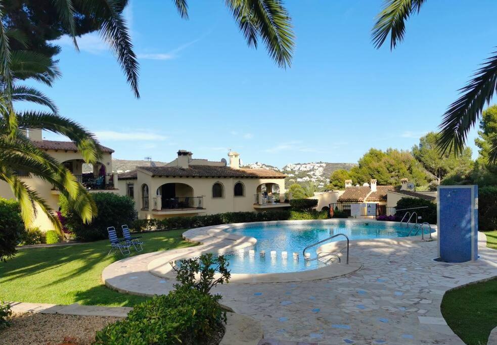 Apartamento En Moraira Con Piscina Eksteriør billede